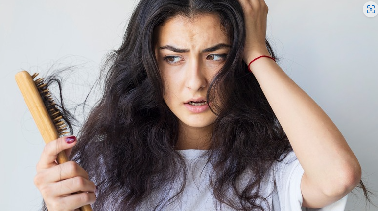 علت ریزش مو و روش های درمان این مشکل چیست؟