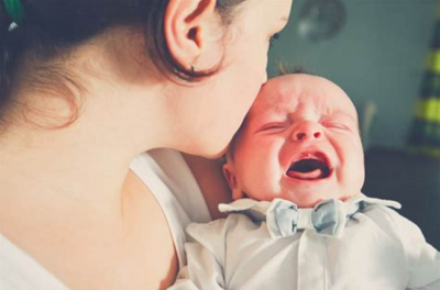 چگونه گریه نوزاد را متوقف کنیم؟/love magazine