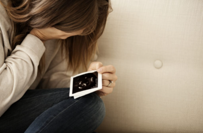 علائم سقط جنین چیست؟/love magazine