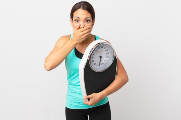 علت افزایش وزن زنان در رابطه چیست؟/ love magazine