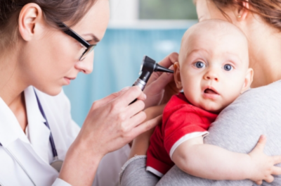 عفونت گوش در نوزادان: علائم، علل و راه های درمان آن/ love magazine